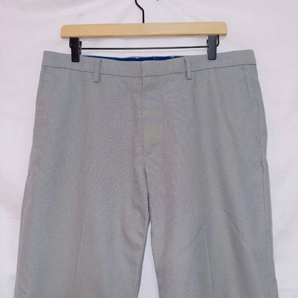 Men's Banana Republic Non Iron Modern Slim Fit Straight Leg Chino Pants size 34